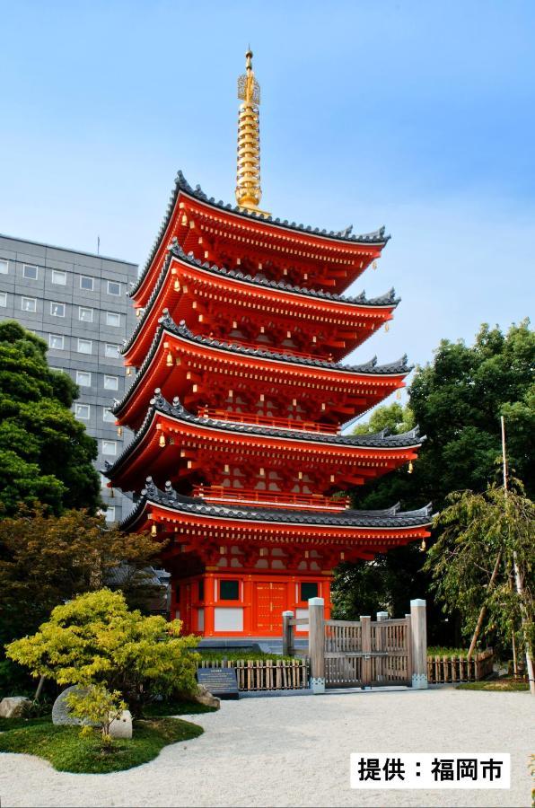 Hakata Sunhills Hotel Фукуока Экстерьер фото